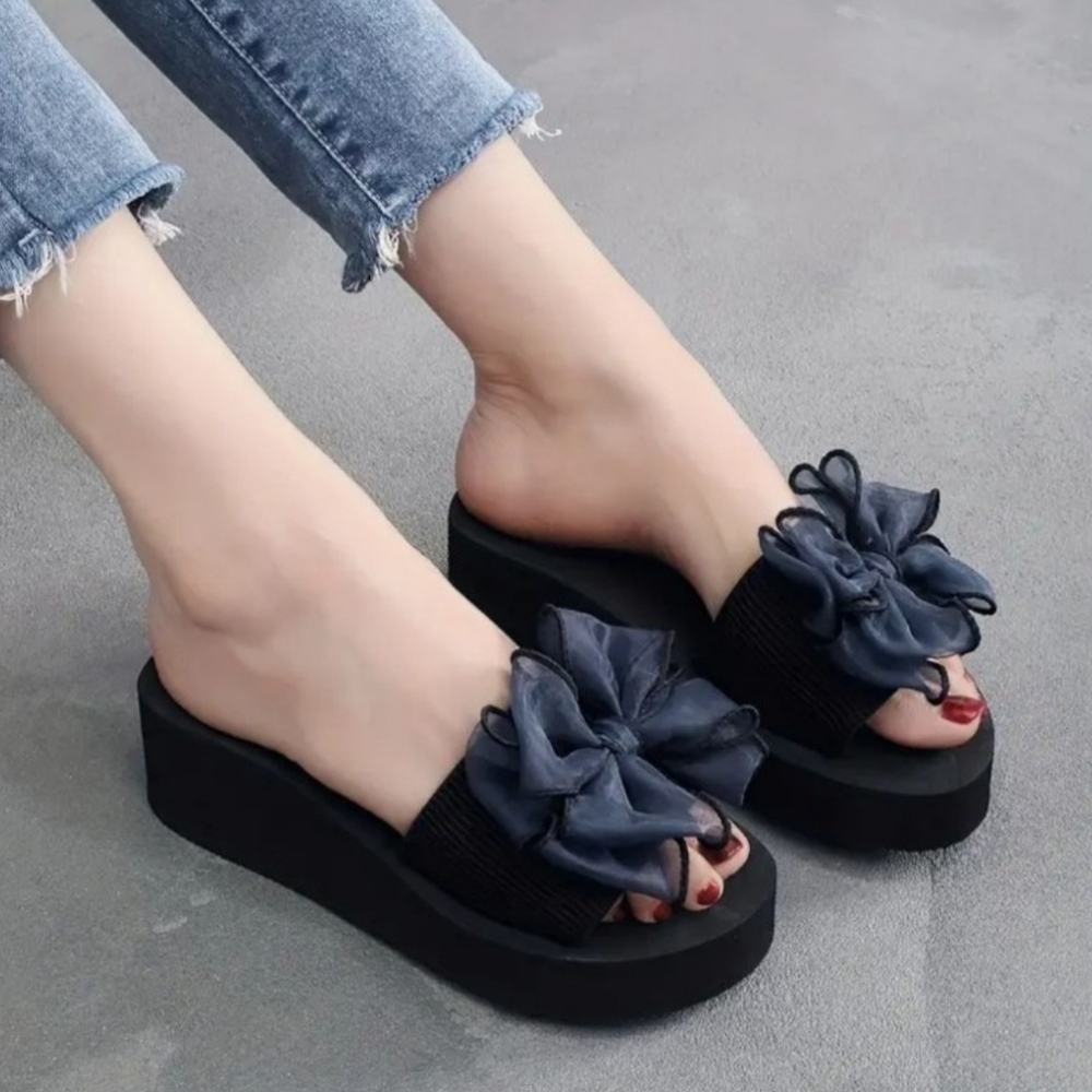 🐎NEW! Navy And Black Bow Knot Wedge Sandals 6 - Picture 2 of 3